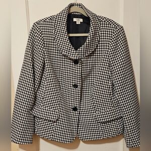 Chico's Black and White Houndstooth Women's Jacket